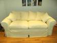 3 SEATER Sofa Superb quality 3 seater classic style....